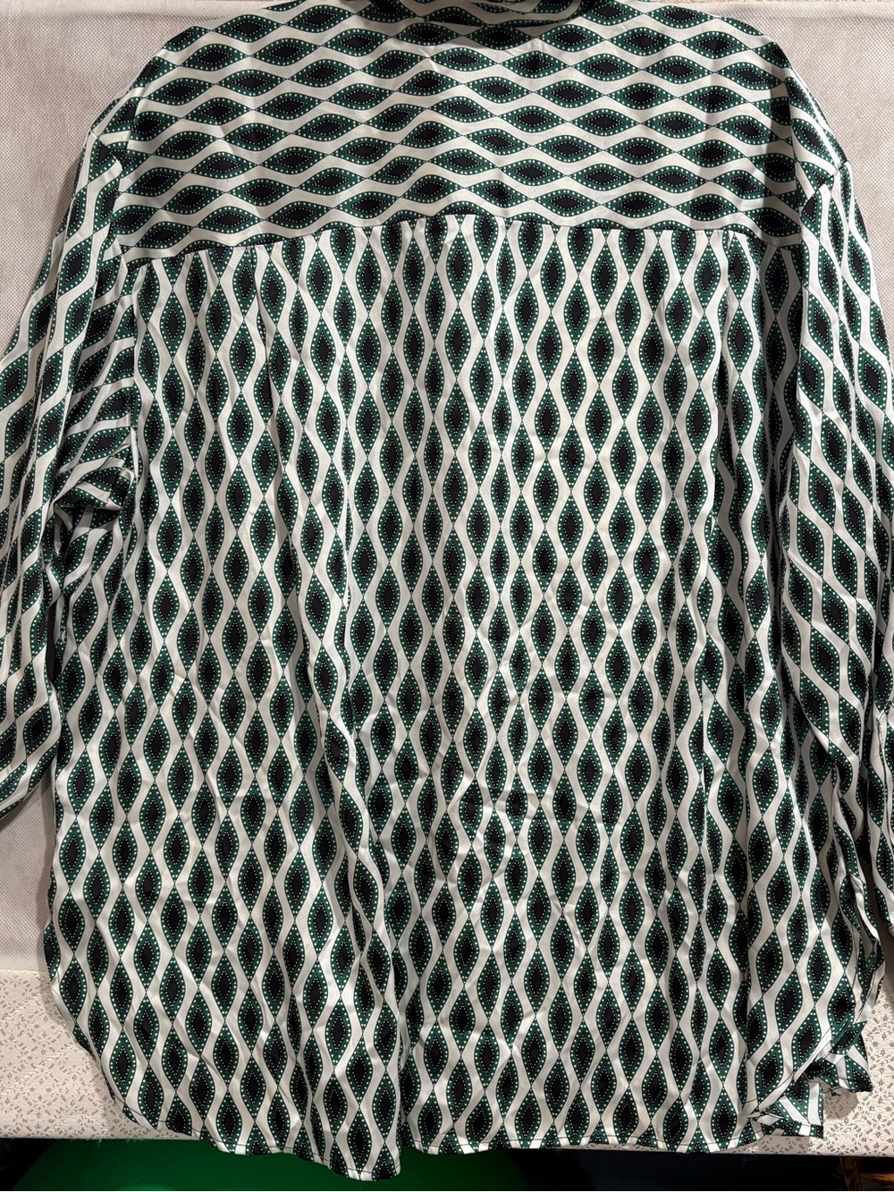 Lane Bryant Green and White Wave-Print Button-Down Shirt - Picture 4 of 7